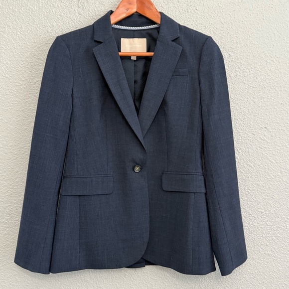 Banana Republic Wool Blazer Size 2 EUC - Picture 1 of 5